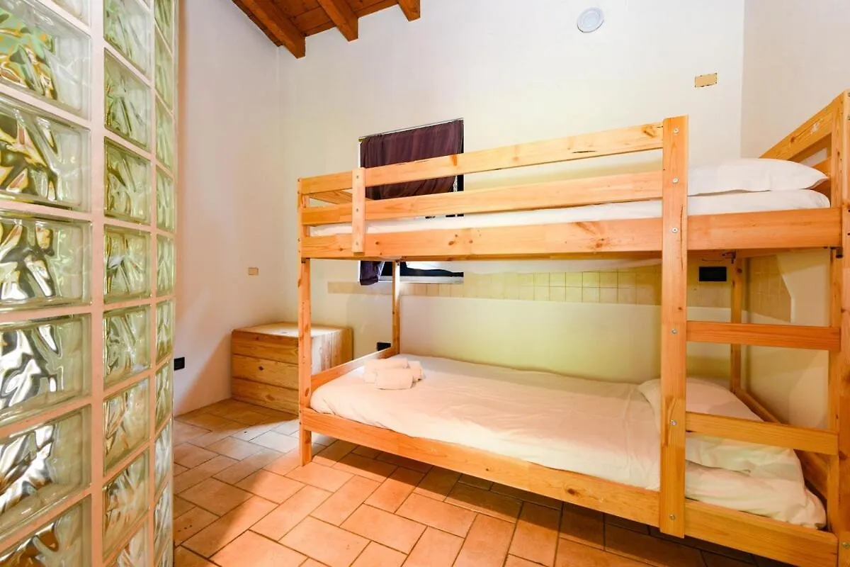Loft Panoramico A Tignale Con Giardino E Parcheggio Διαμέρισμα